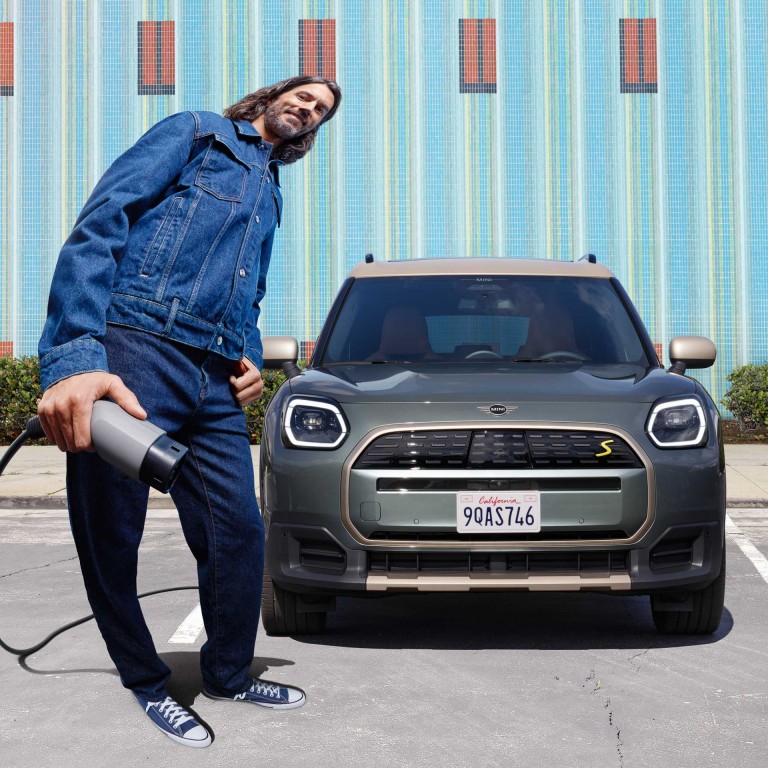 All-electric MINI Countryman – mosaic - charging & range