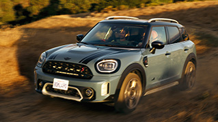 Mini Countryman (F60 LCI) Images, pictures, gallery